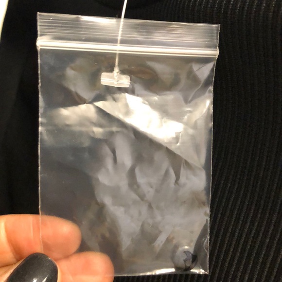 Cropped mock neck keyhole back rubbed top - Picture 6 of 6